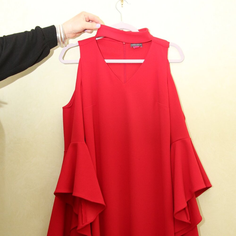 Red Cocktail dress with Ruffled sleeve and cut-outs